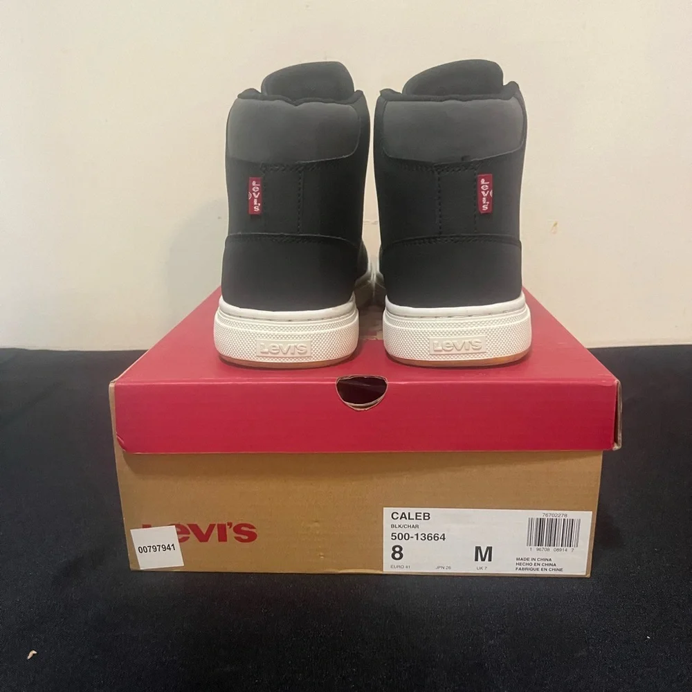LEVI’S: CALEB - Picture 5 of 7